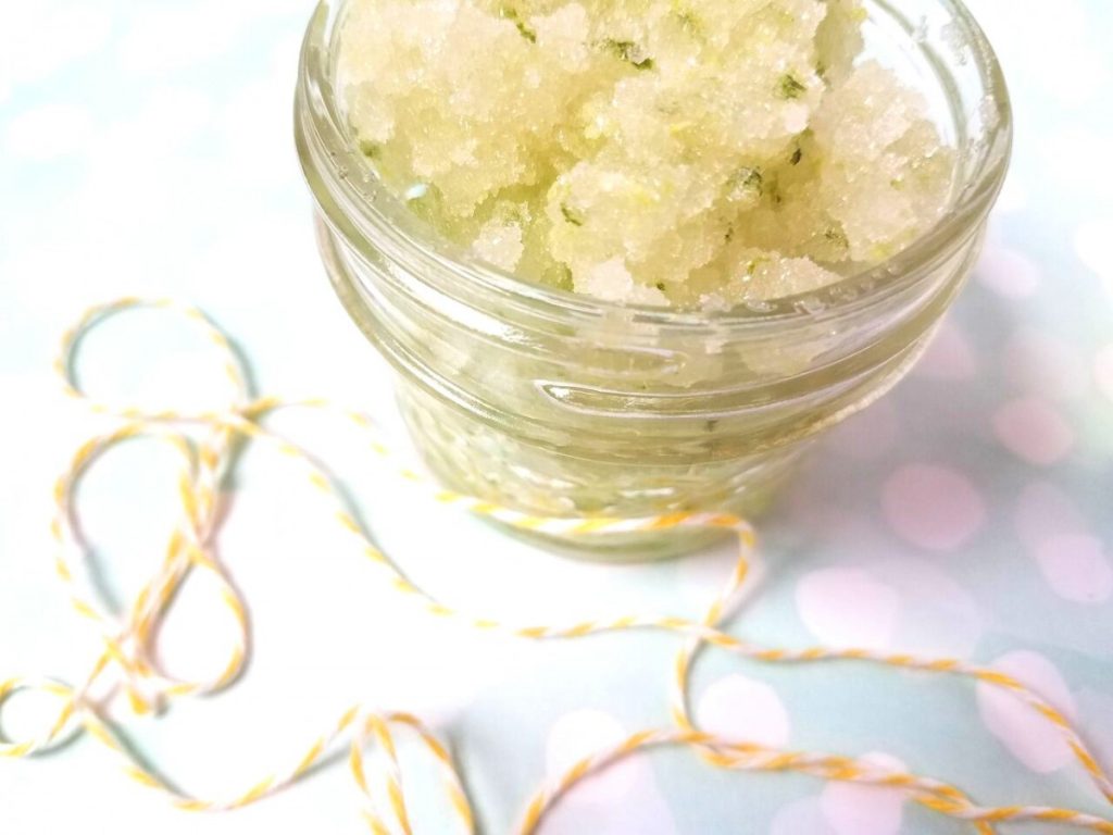 Purifying Lime And Sugar Scrub For Acne